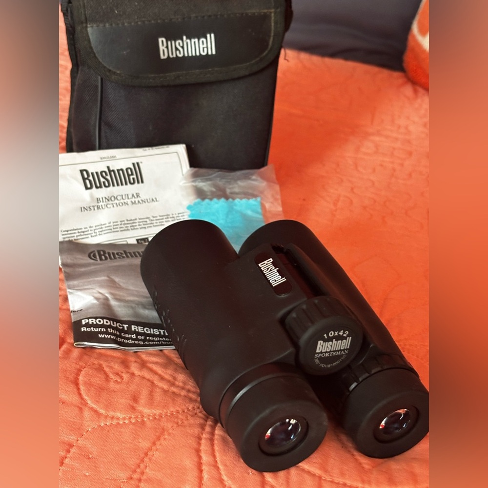 Bushnell Black 10x42 Sportsman Binoculars